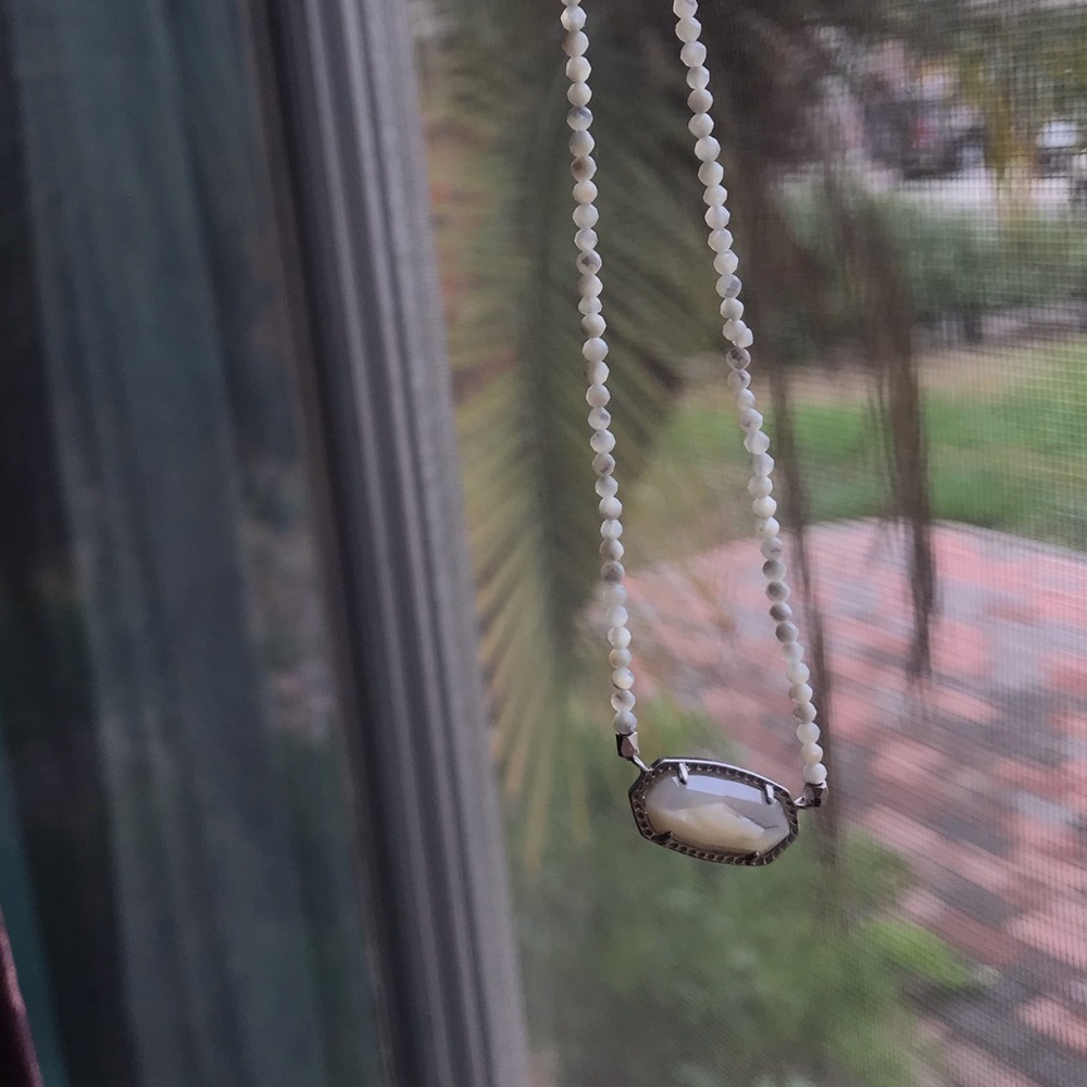 Kendra Scott Ivory Pearl Elisa Pendent Necklace